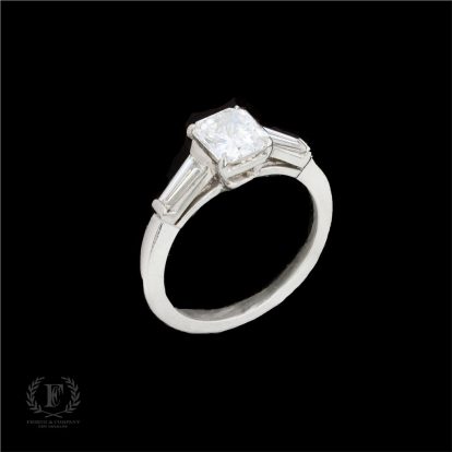 PLATINUM DIAMOND ESTATE ENGAGEMENT RING