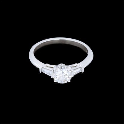 PLATINUM THREE STONE DIAMOND ENGAGEMENT RING