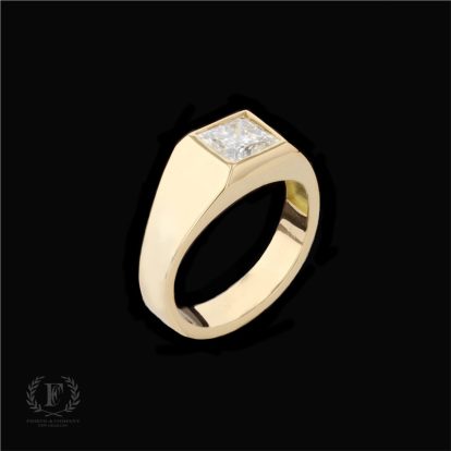 BEDAZZLING BEZEL SET 18K YELLOW GOLD DIAMOND RING