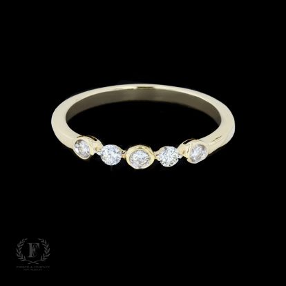 14K YELLOW GOLD FIVE STONE DIAMOND RING