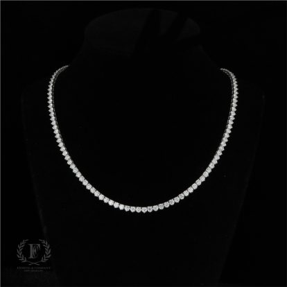 DAZZLE WITH ETERNAL BRILLIANCE! 14K WHITE GOLD DIAMOND NECKLACE