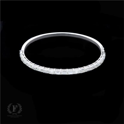 EMERALD CUT DIAMOND BANGLE BRACELET