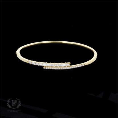 18K YELLOW GOLD ROUND & BAGUETTE DIAMOND BRACELET