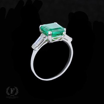 VIVID COLUMBIAN EMERALD & DIAMOND ANTIQUE ENGAGEMENT RING